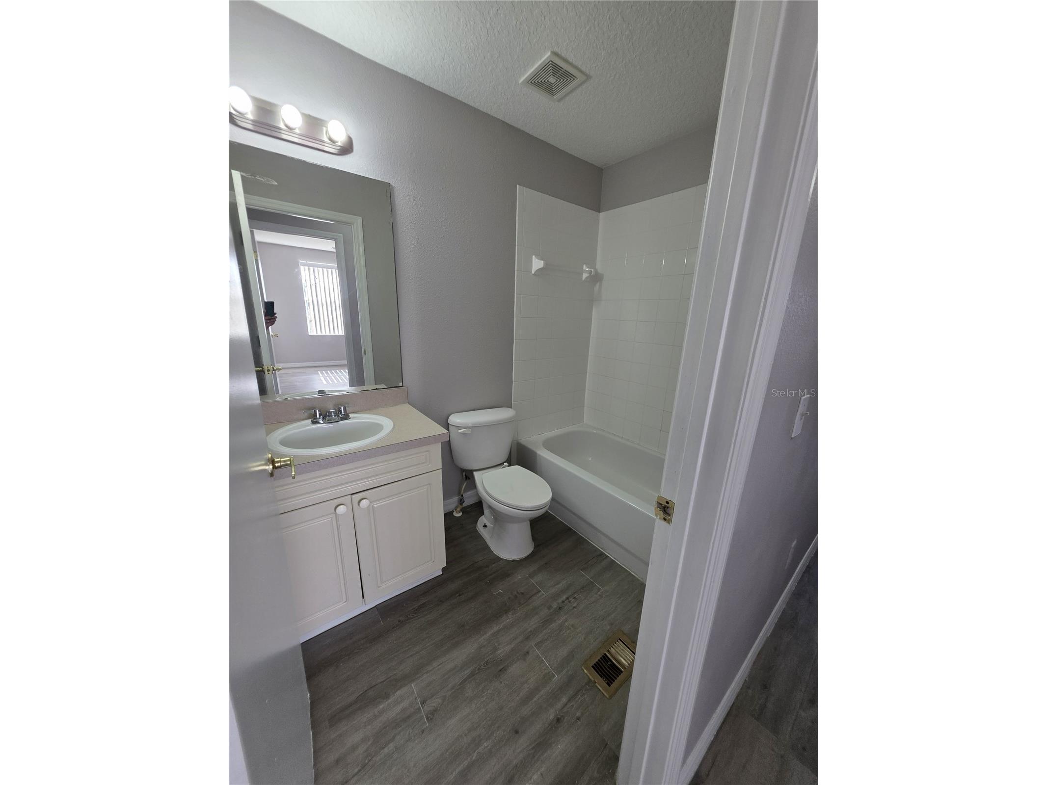 406 Washington Palm Loop Davenport FL 33897 S5150495 image12