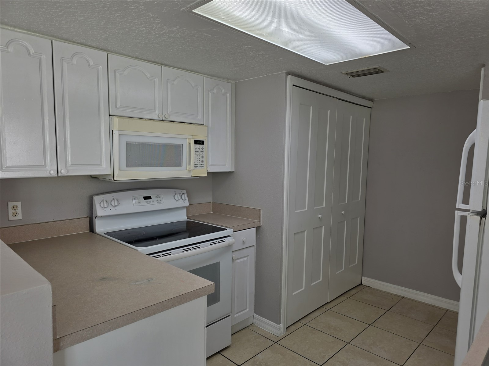 406 Washington Palm Loop Davenport FL 33897 S5150495 image2