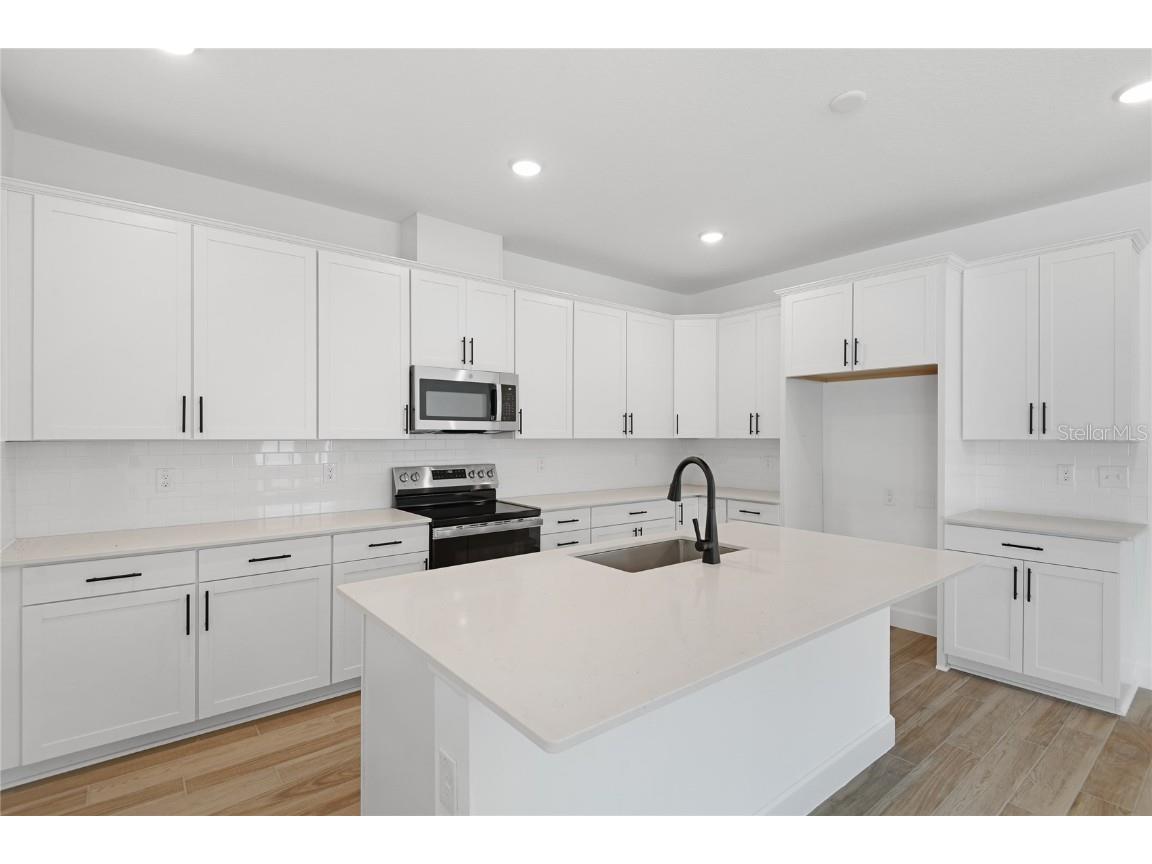 4060 Bannock Avenue Tavares FL 32778 S5115265 image5