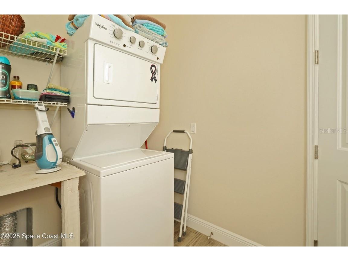 4060 Edisto Drive Grant FL 32949 V4946289 image36