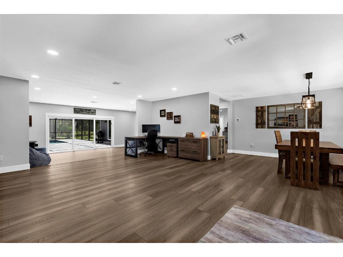 4060 Woodland Boulevard North Port FL 34291 N6139776 image12