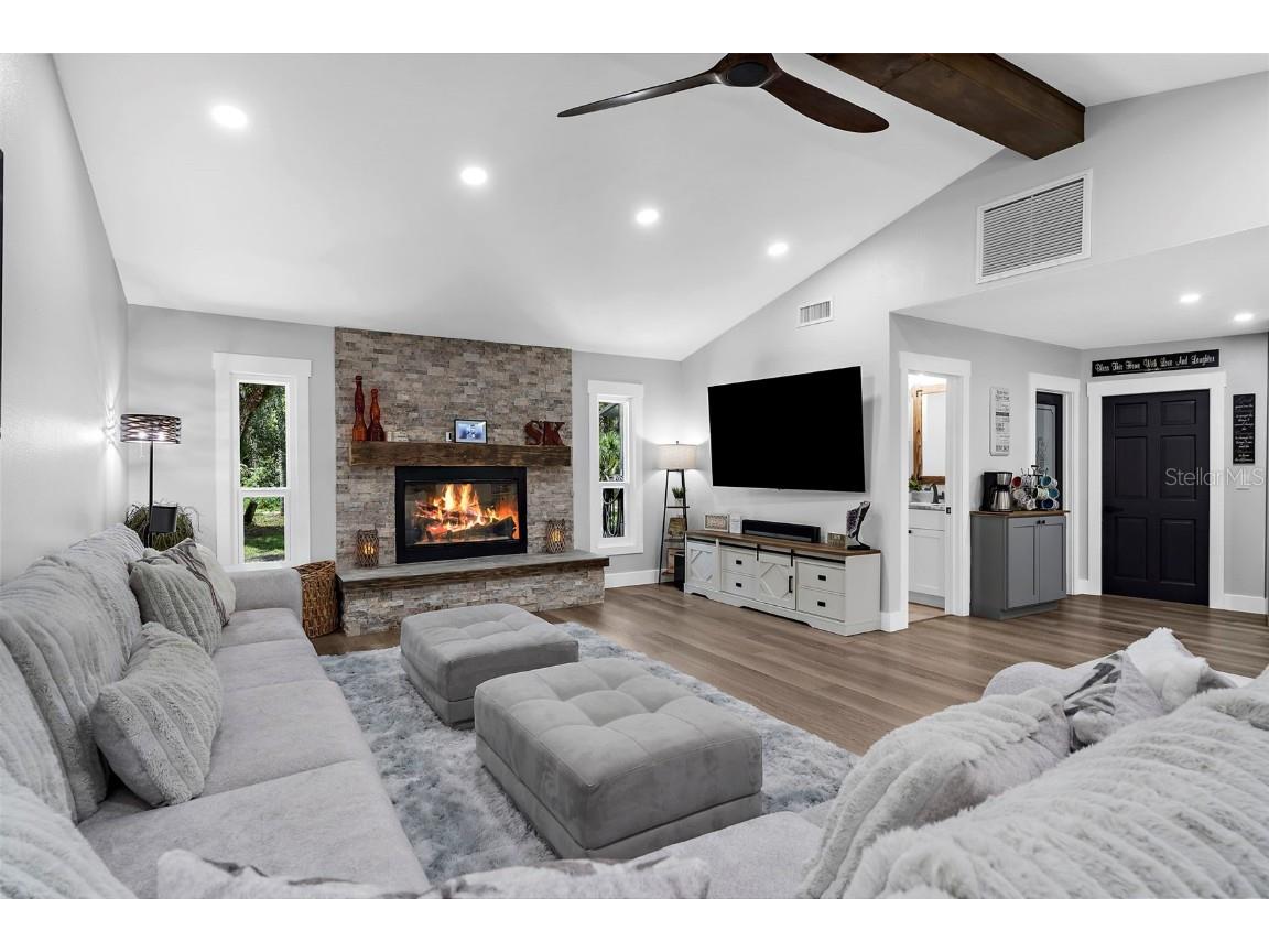 4060 Woodland Boulevard North Port FL 34291 N6139776 image17