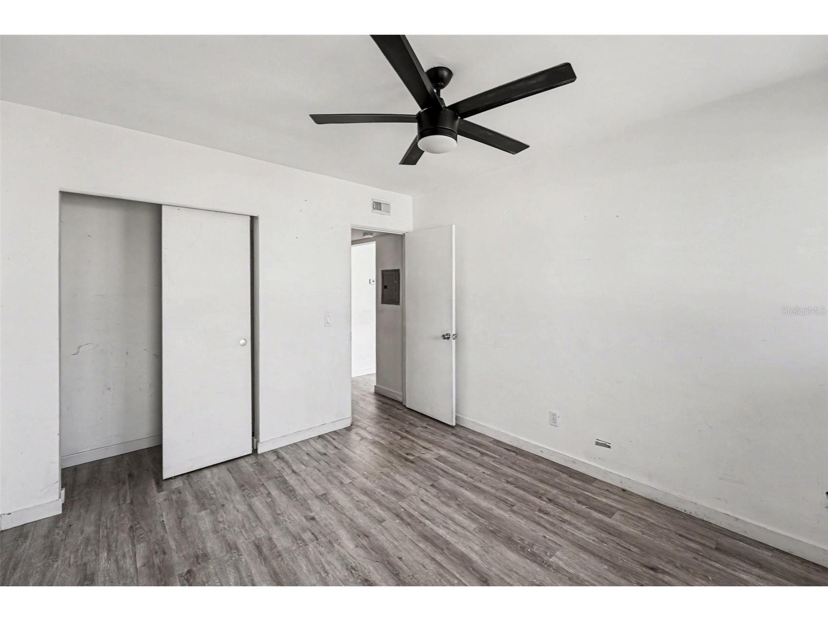 4061 55th Way N #1042 Kenneth City FL 33709 TB8492208 image18