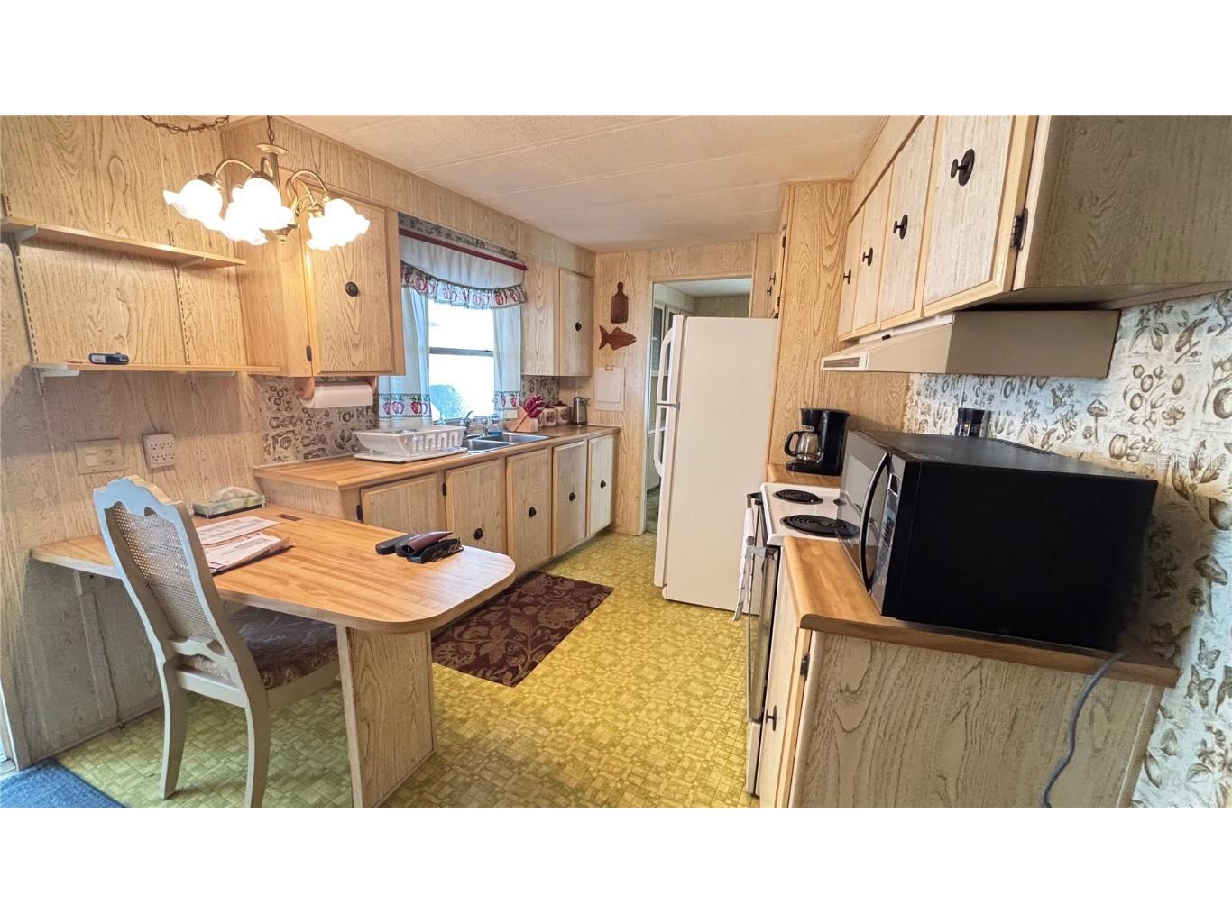 4061 58th Avenue N #127 Saint Petersburg FL 33714 TB8449118 image2