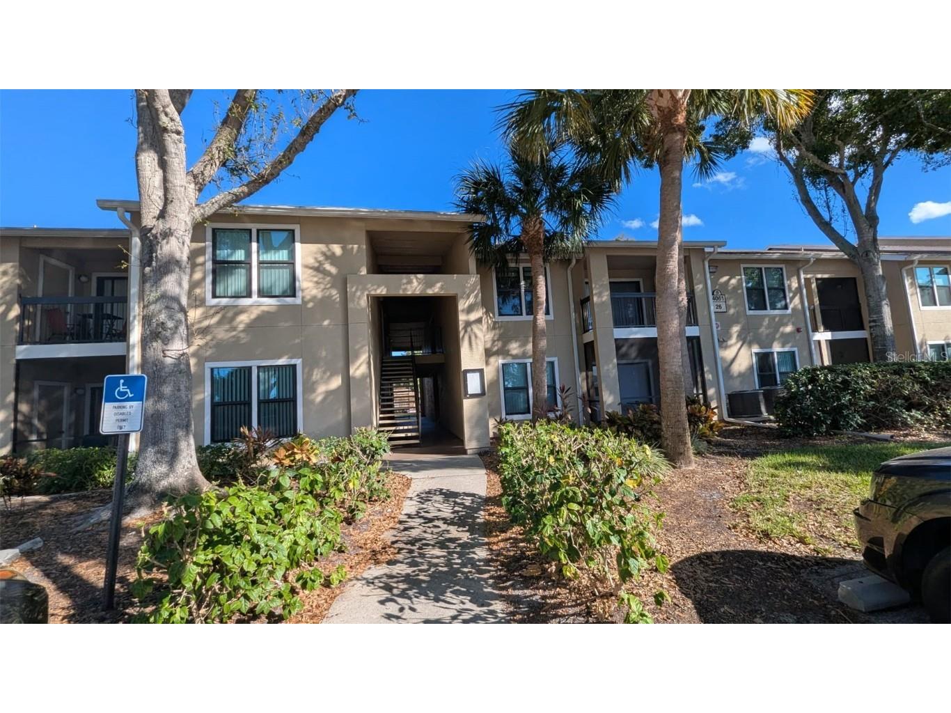 4061 Crockers Lake Boulevard #23 Sarasota FL 34238 A4674425 image1