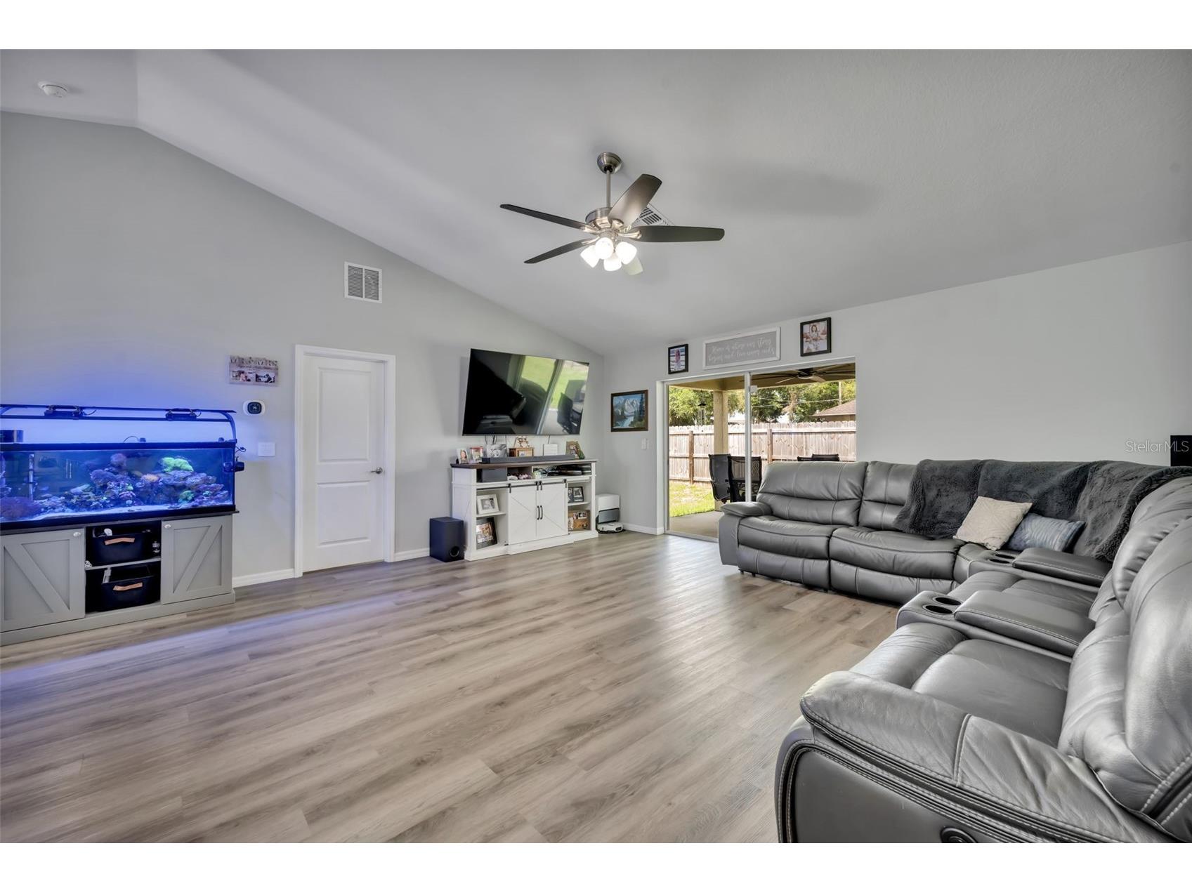 40610 E Fourth Avenue Umatilla FL 32784 G5112562 image9