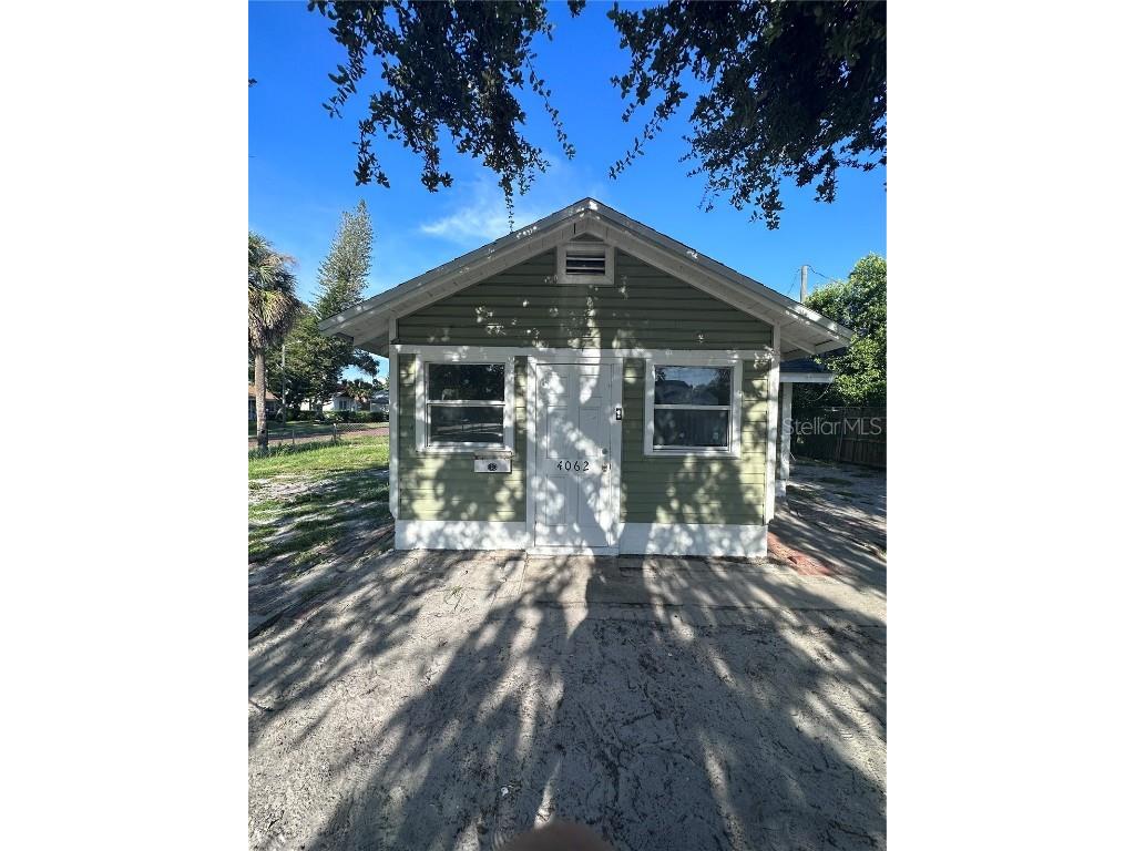4062 2nd Avenue S Saint Petersburg FL 33711 U8210606 image1