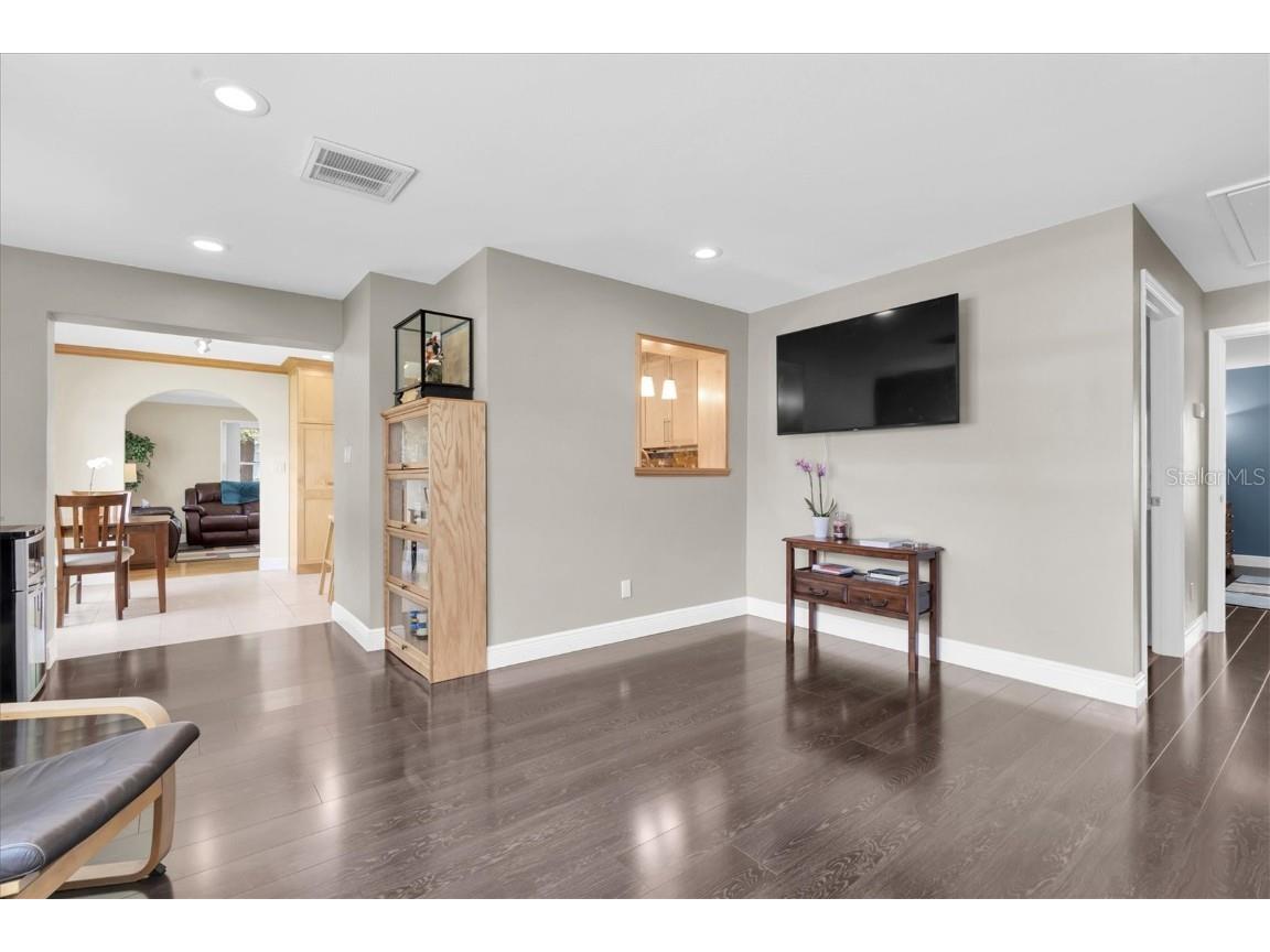 4062 9th Avenue N Saint Petersburg FL 33713 TB8408905 image12