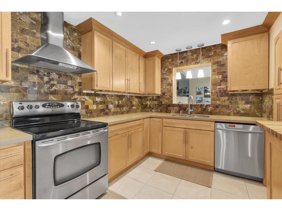 4062 9th Avenue N Saint Petersburg FL 33713 TB8408905 image17