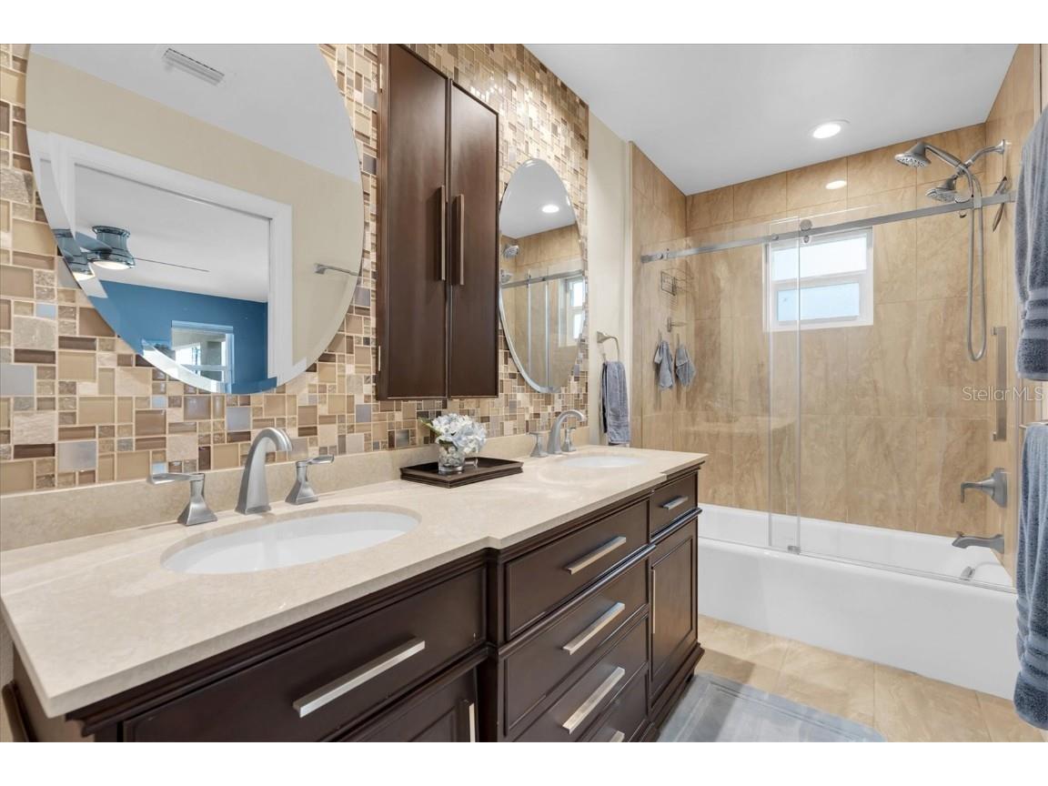 4062 9th Avenue N Saint Petersburg FL 33713 TB8408905 image23