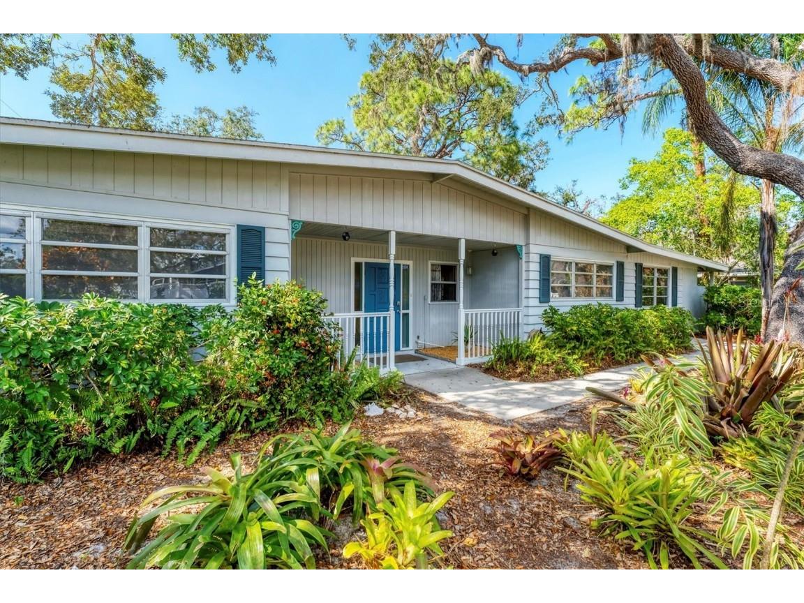 4062 S Shade Avenue Sarasota FL 34231 A4640598 image1
