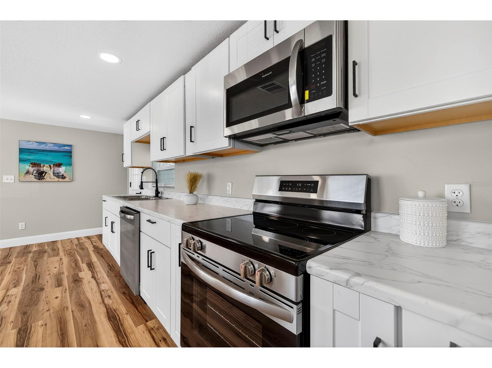 4063 2nd Avenue S Saint Petersburg FL 33711 TB8471162 image12