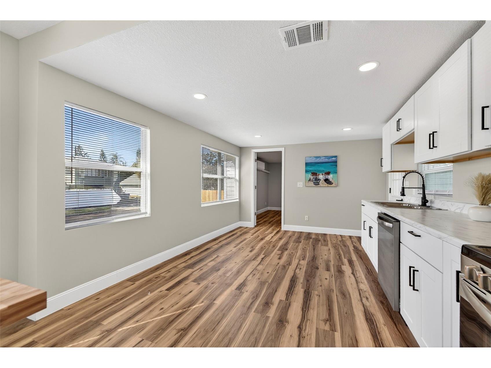 4063 2nd Avenue S Saint Petersburg FL 33711 TB8471162 image15
