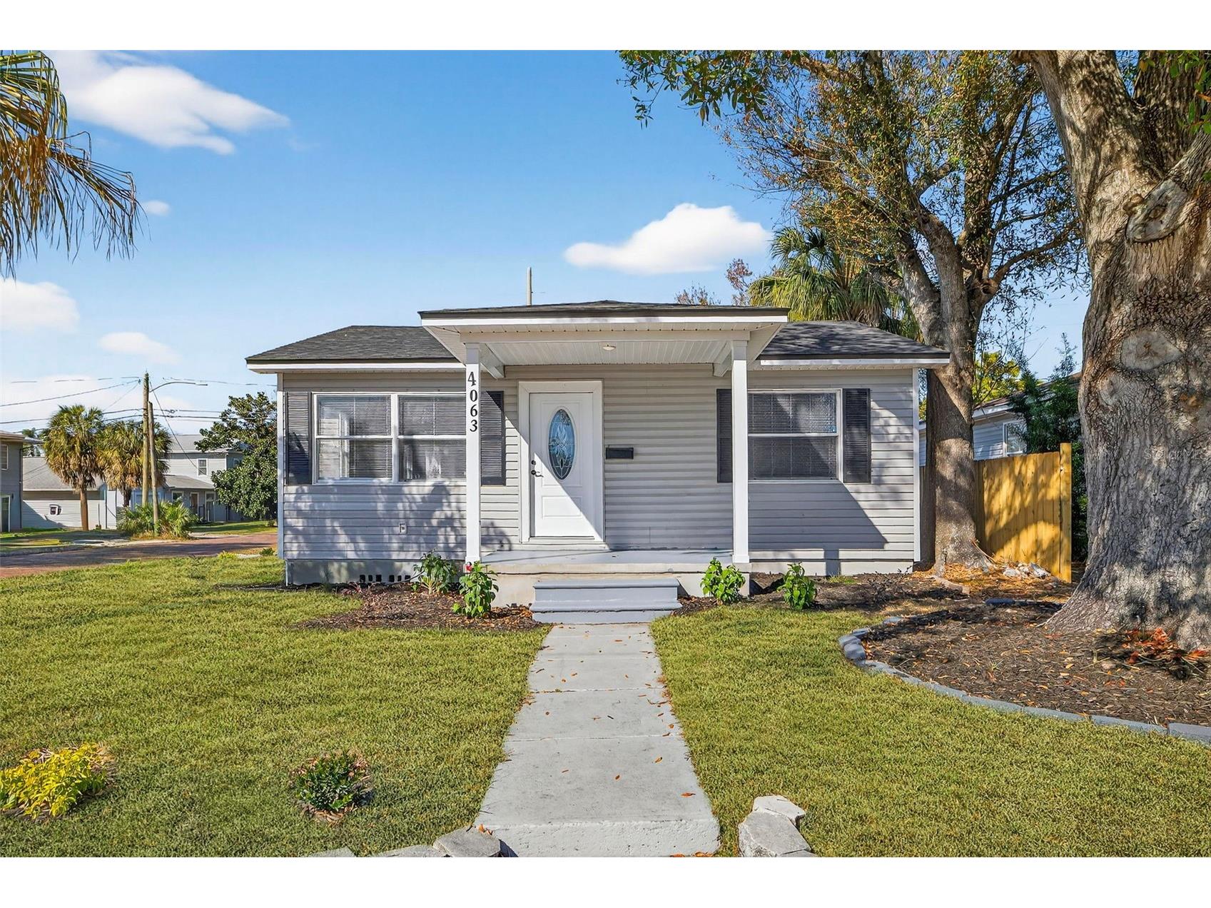 4063 2nd Avenue S Saint Petersburg FL 33711 TB8471162 image2