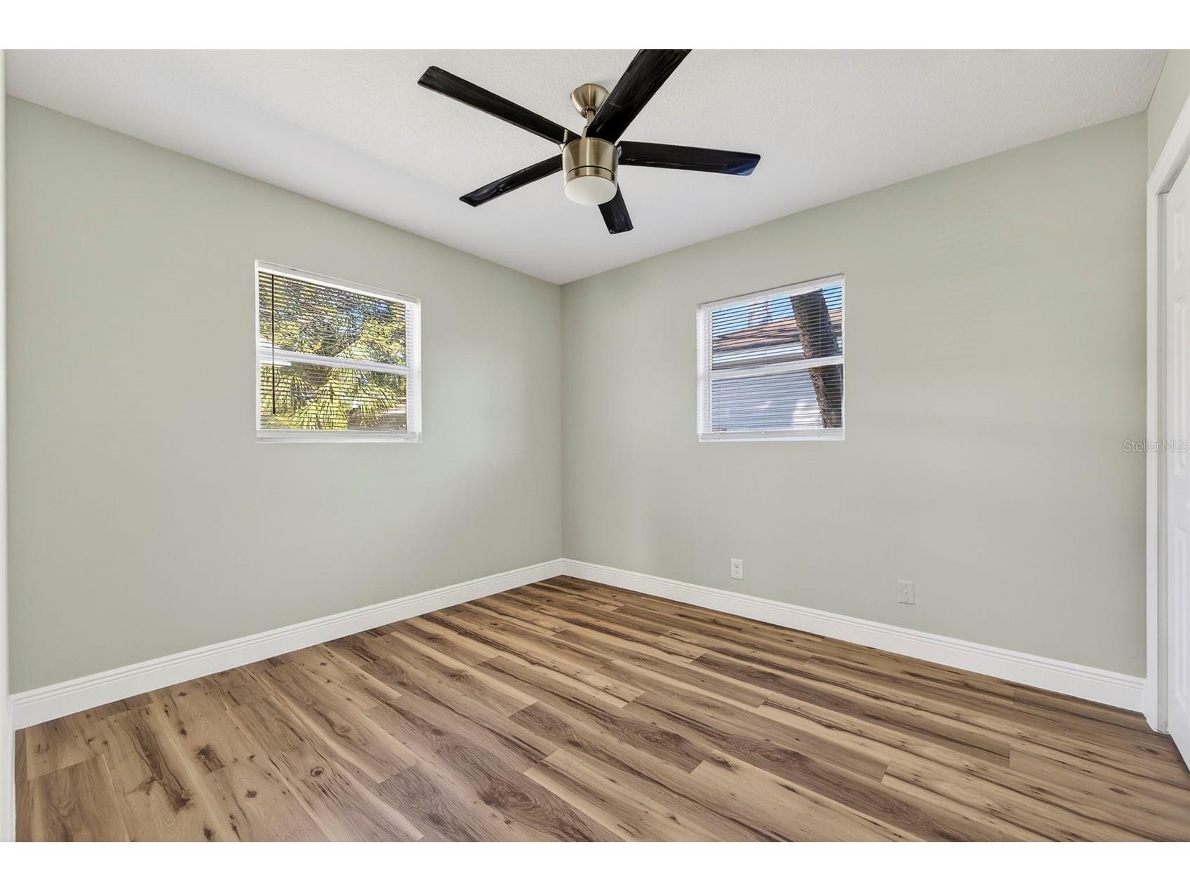 4063 2nd Avenue S Saint Petersburg FL 33711 TB8471162 image21