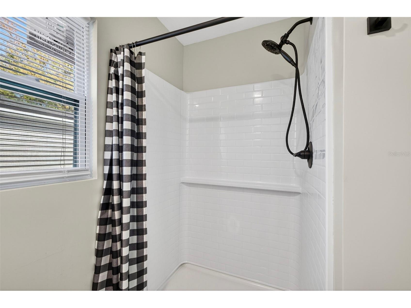 4063 2nd Avenue S Saint Petersburg FL 33711 TB8471162 image24