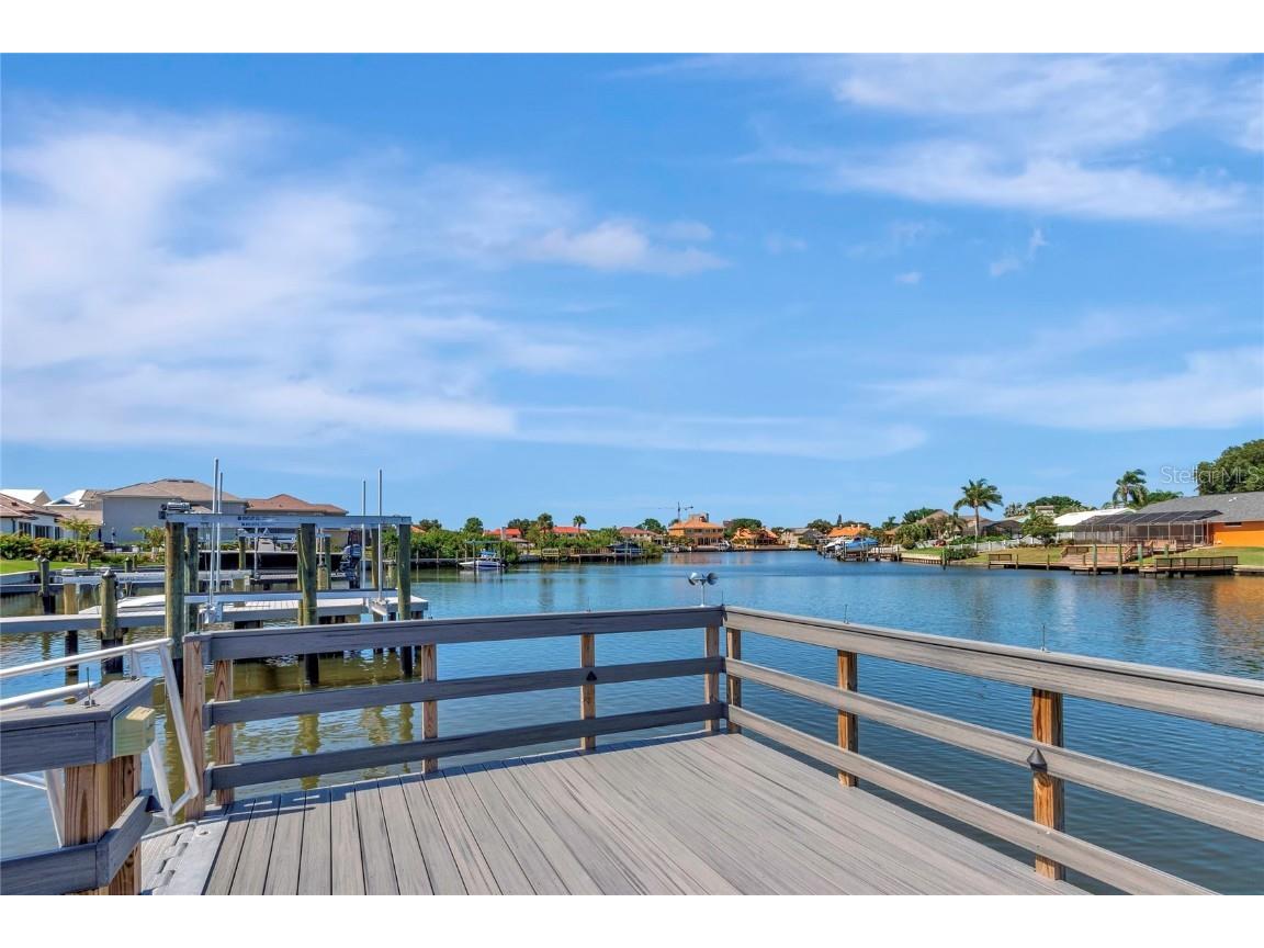 4063 Rocky Shores Drive Tampa FL 33634 TB8439881 image36