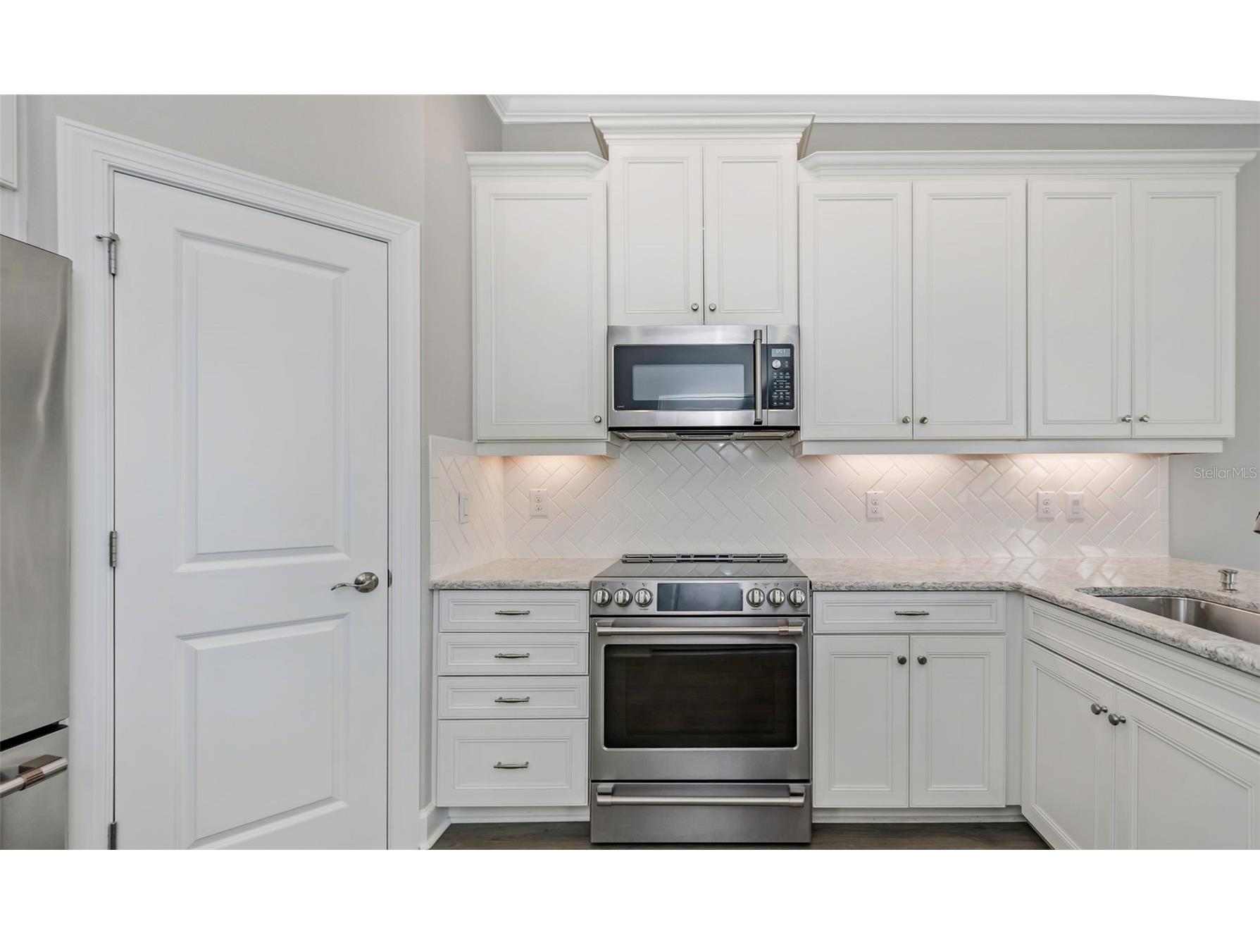 4063 Rocky Shores Drive Tampa FL 33634 TB8523990 image6