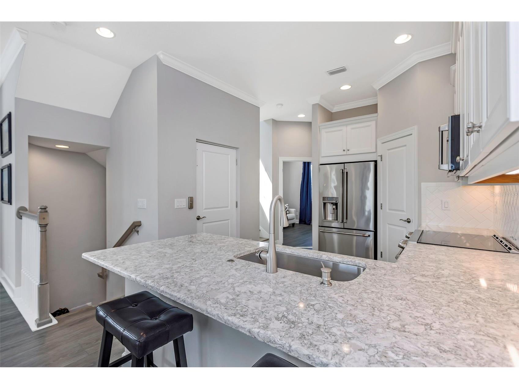 4063 Rocky Shores Drive Tampa FL 33634 TB8523990 image9