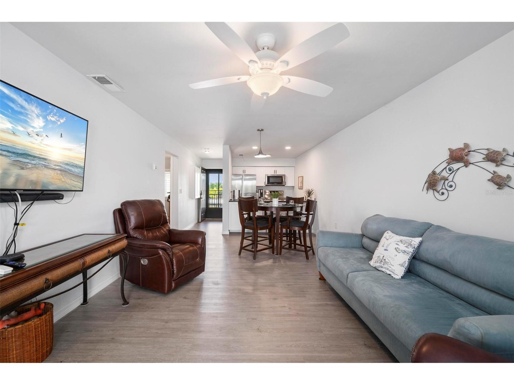 4064 Oakview Drive #D9 Port Charlotte FL 33980 C7526429 image17