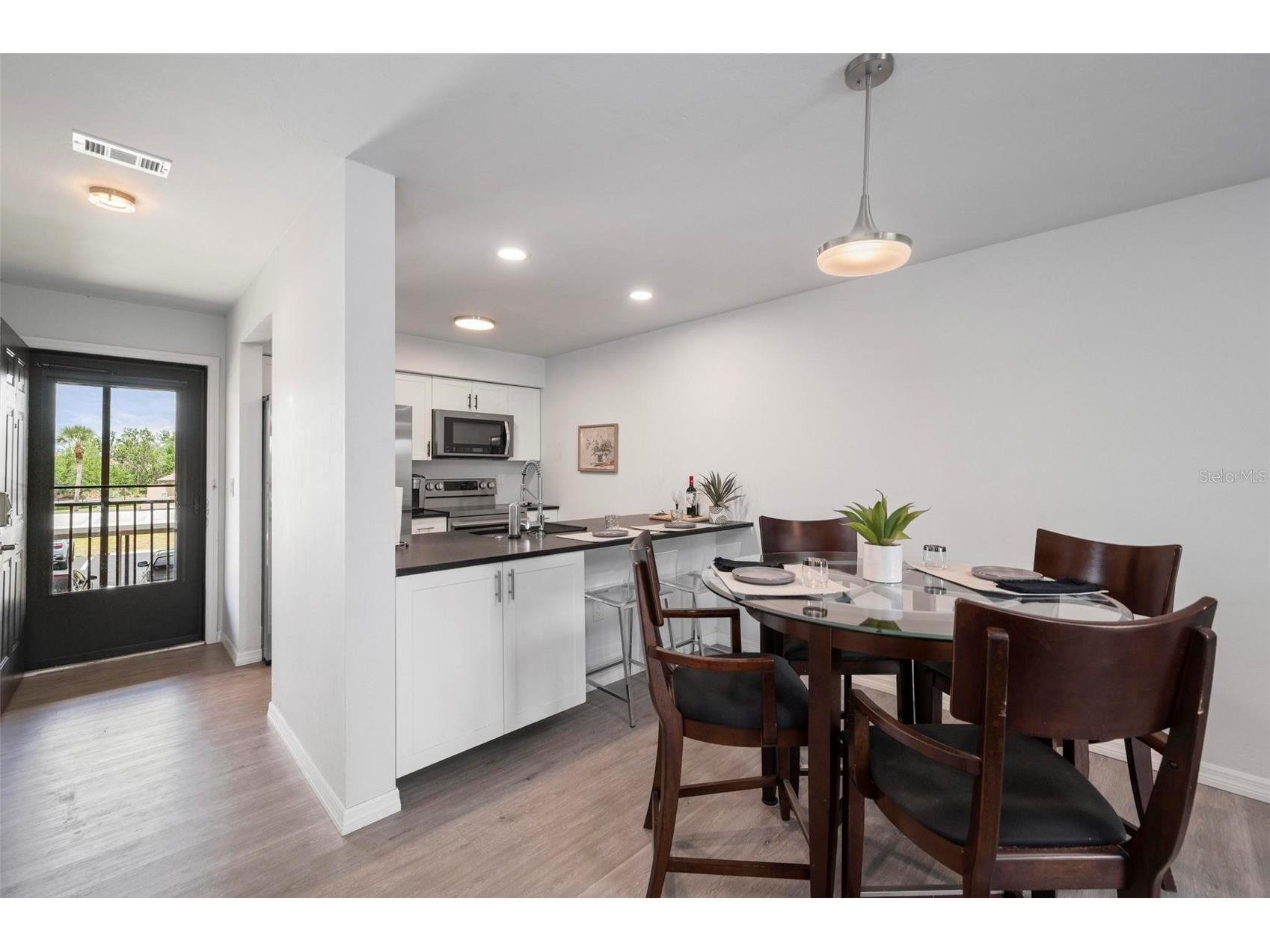 4064 Oakview Drive #D9 Port Charlotte FL 33980 C7526429 image6