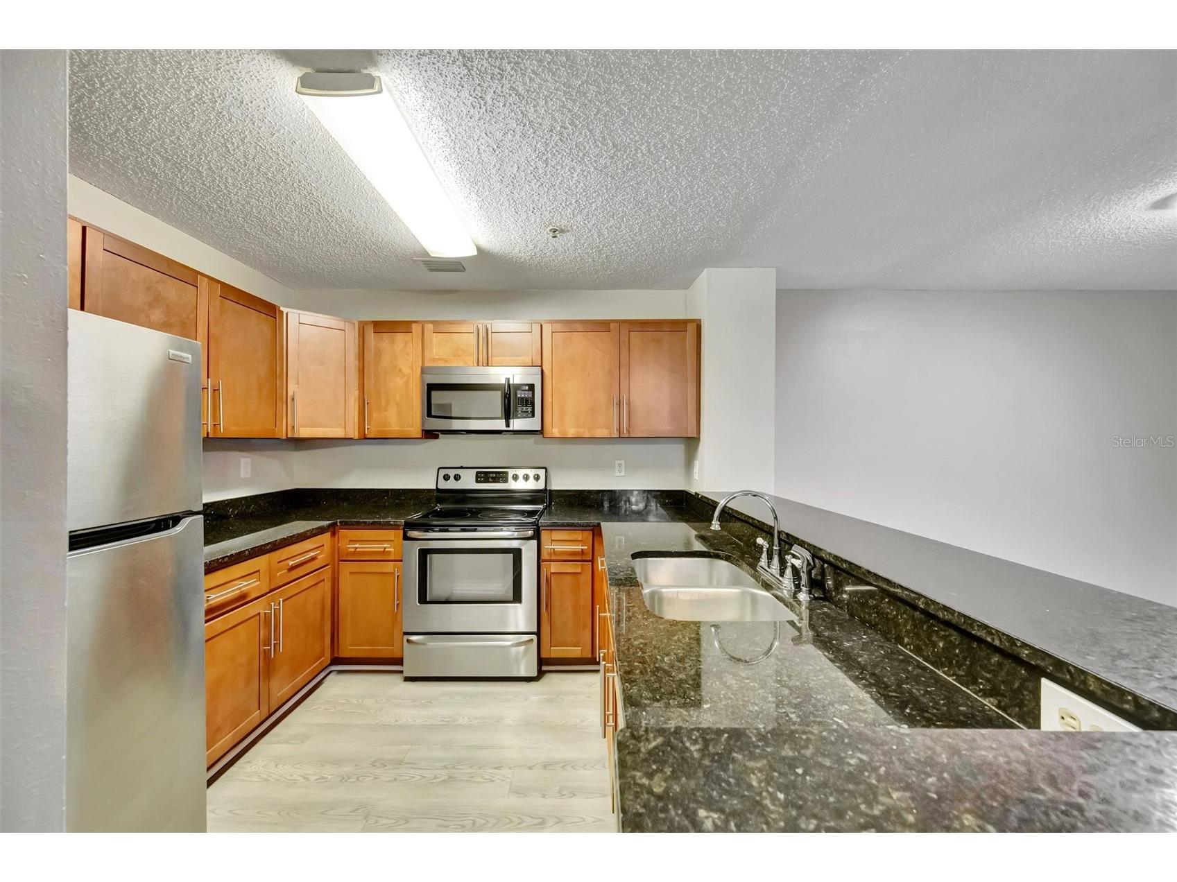 4065 Crockers Lake Boulevard #14 Sarasota FL 34238 A4698956 image14