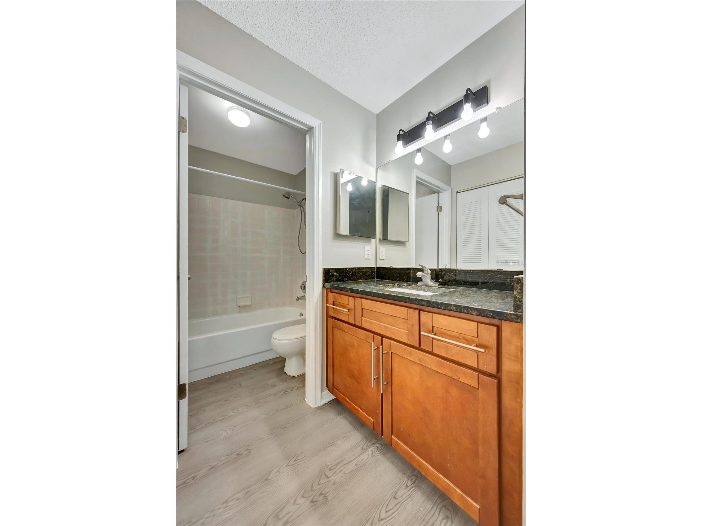 4065 Crockers Lake Boulevard #14 Sarasota FL 34238 A4698956 image31