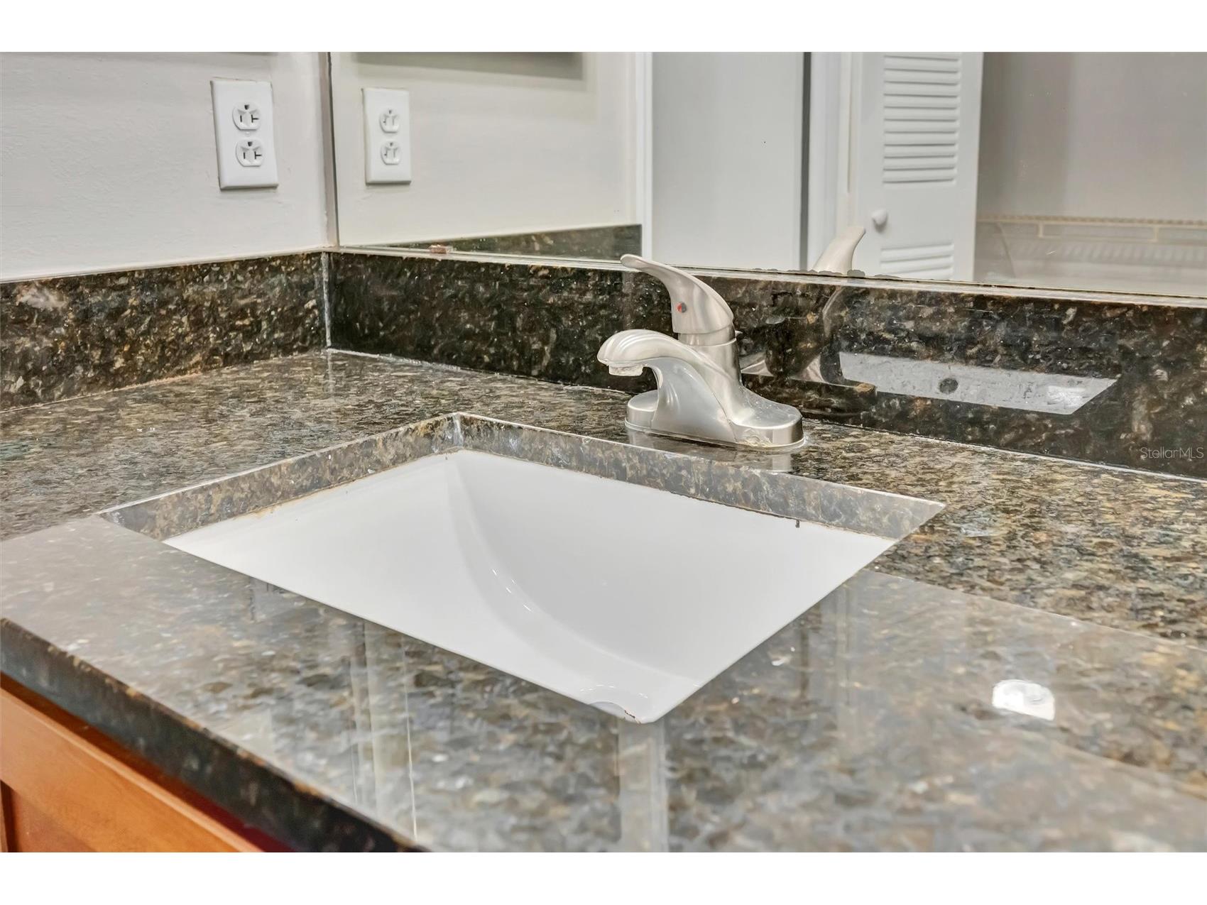 4065 Crockers Lake Boulevard #14 Sarasota FL 34238 A4698956 image34
