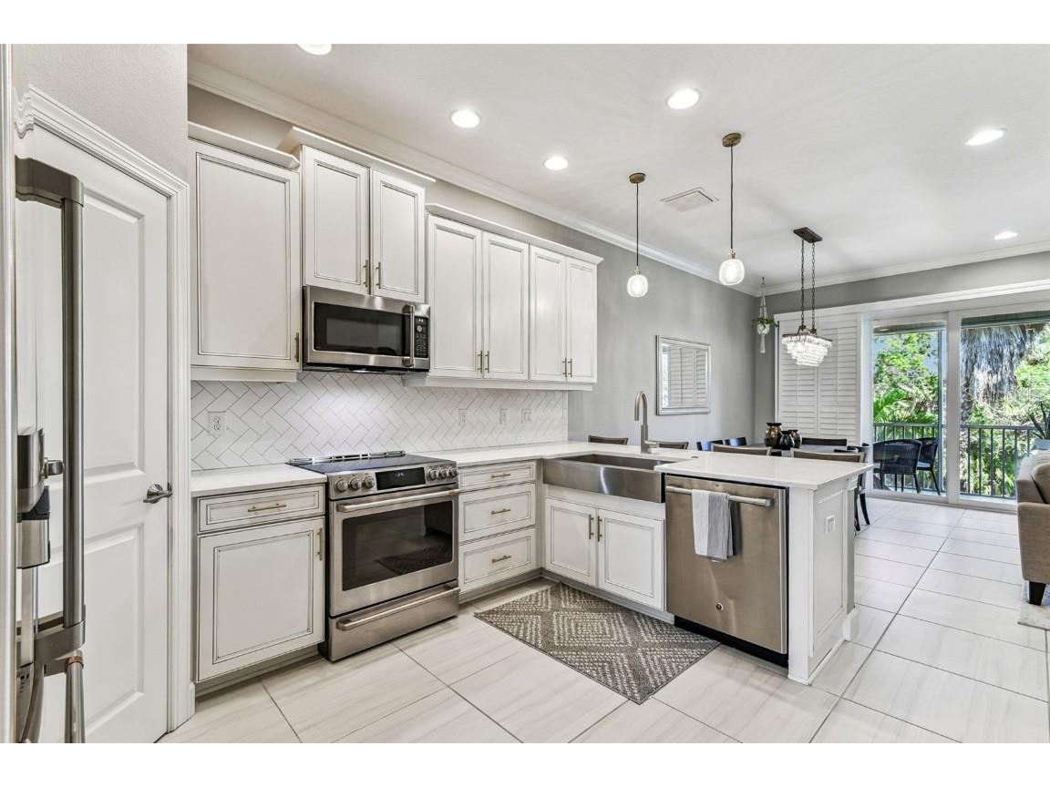 4065 Rocky Shores Drive Tampa FL 33634 TB8438461 image15