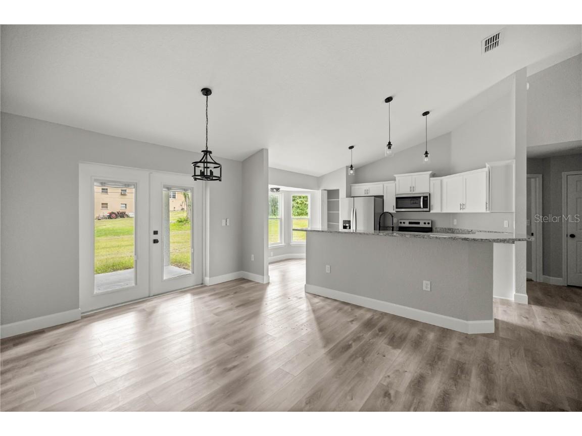 4065 SW 5th Avenue Ocala FL 34471 OM705256 image8