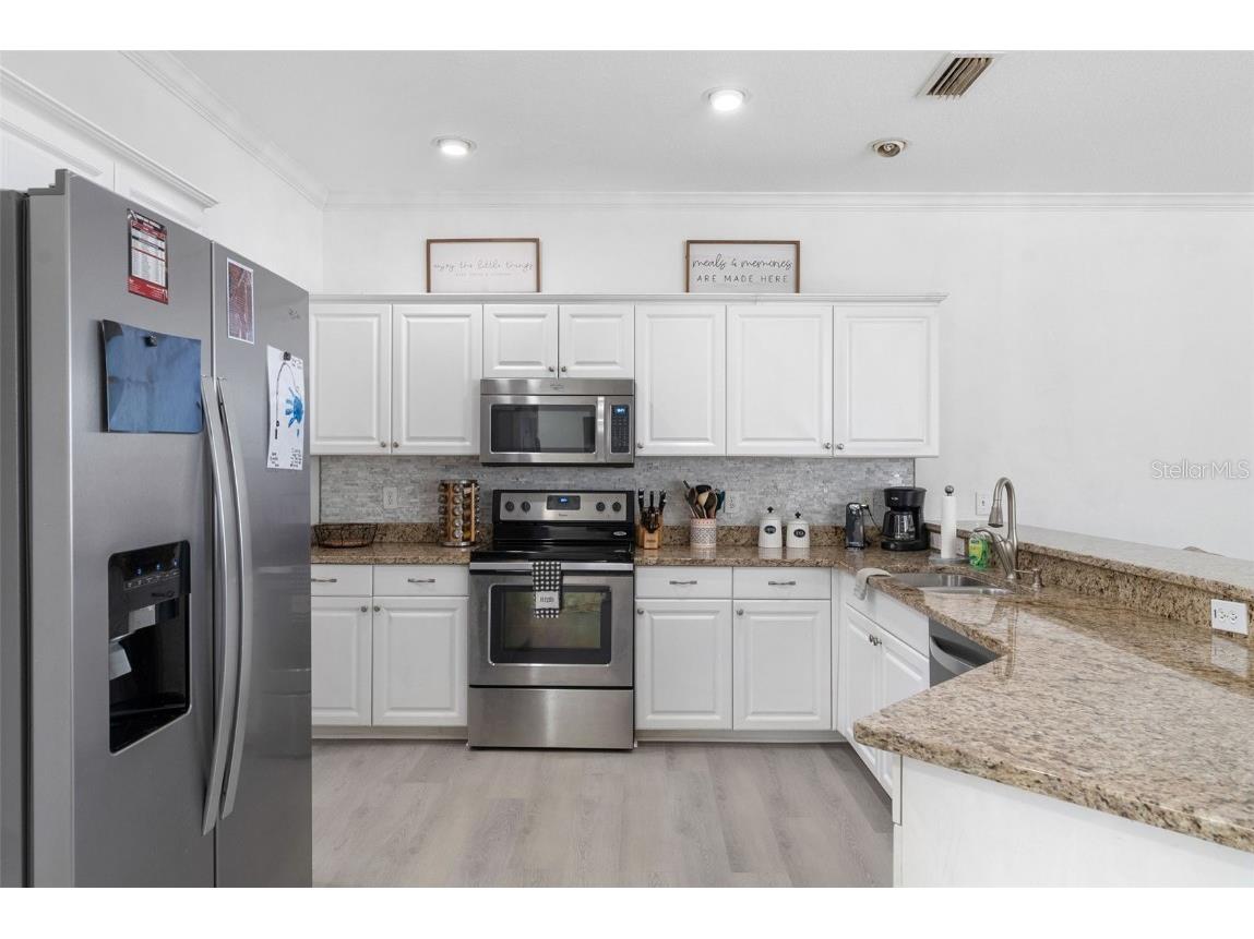 4068 Alan Drive Largo FL 33771 TB8446747 image11