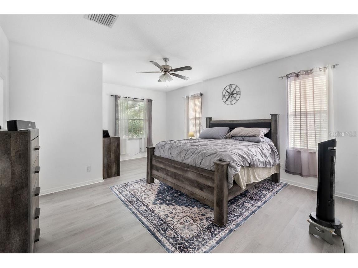 4068 Alan Drive Largo FL 33771 TB8446747 image20