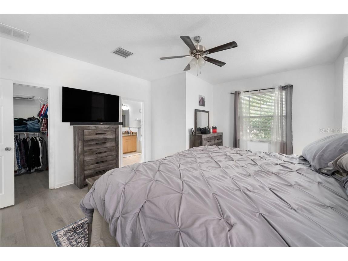 4068 Alan Drive Largo FL 33771 TB8446747 image21