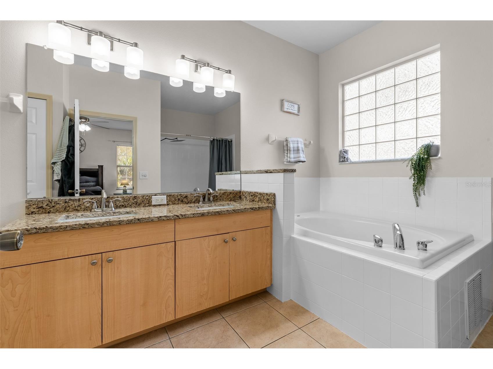 4068 Alan Drive Largo FL 33771 TB8476772 image25