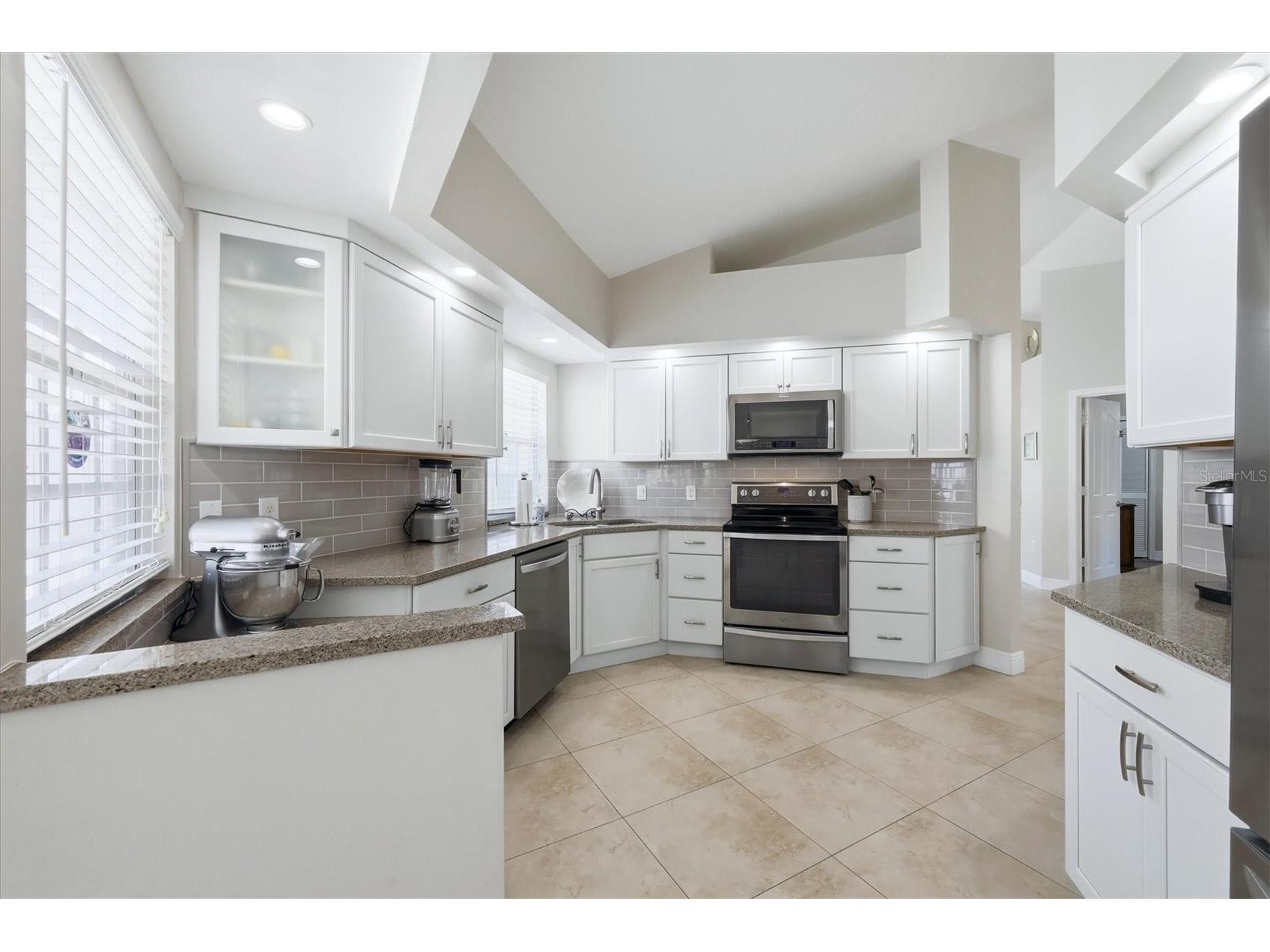 4068 Lyndhurst Court Sarasota FL 34235 A4690209 image11