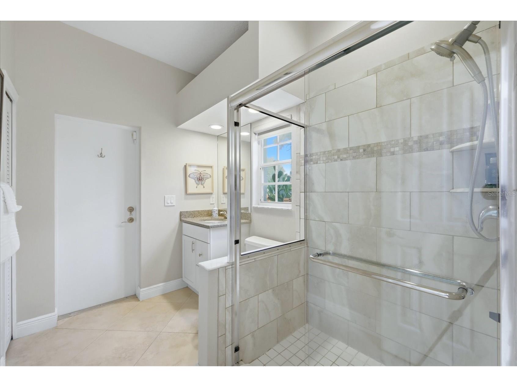 4068 Lyndhurst Court Sarasota FL 34235 A4690209 image17