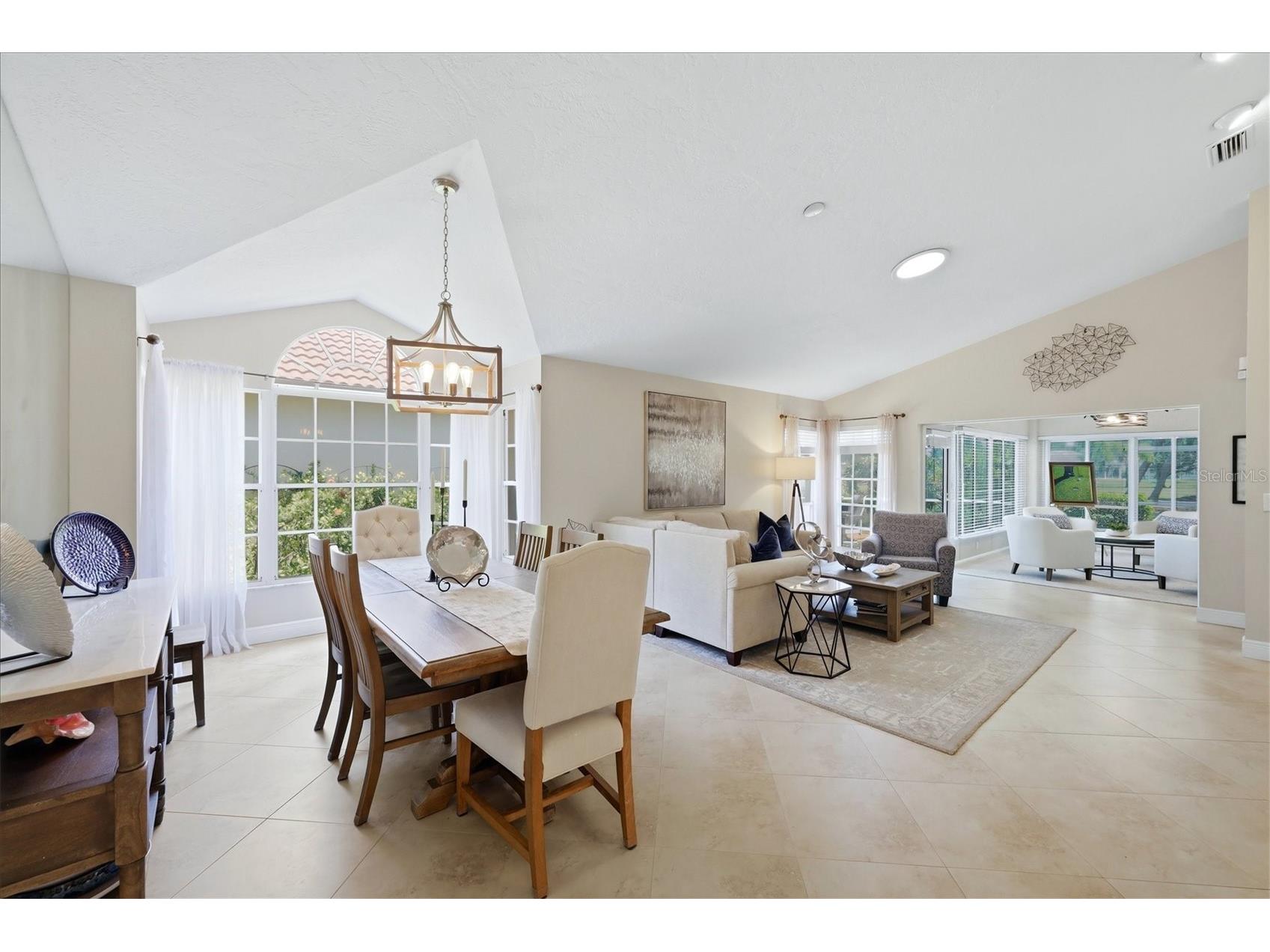 4068 Lyndhurst Court Sarasota FL 34235 A4690209 image3