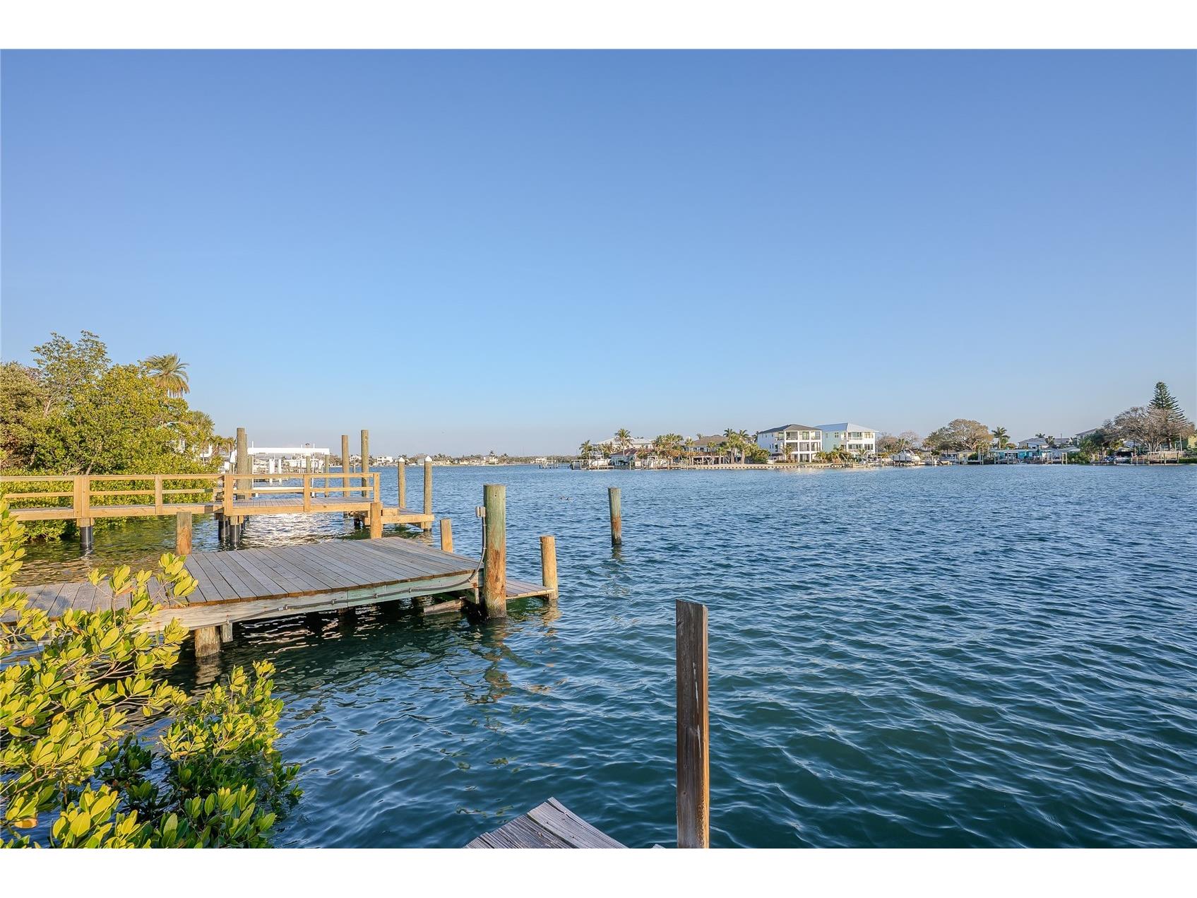 407 20th Avenue Indian Rocks Beach FL 33785 - INTRACOASTAL WATERWAY TB8482144 image8