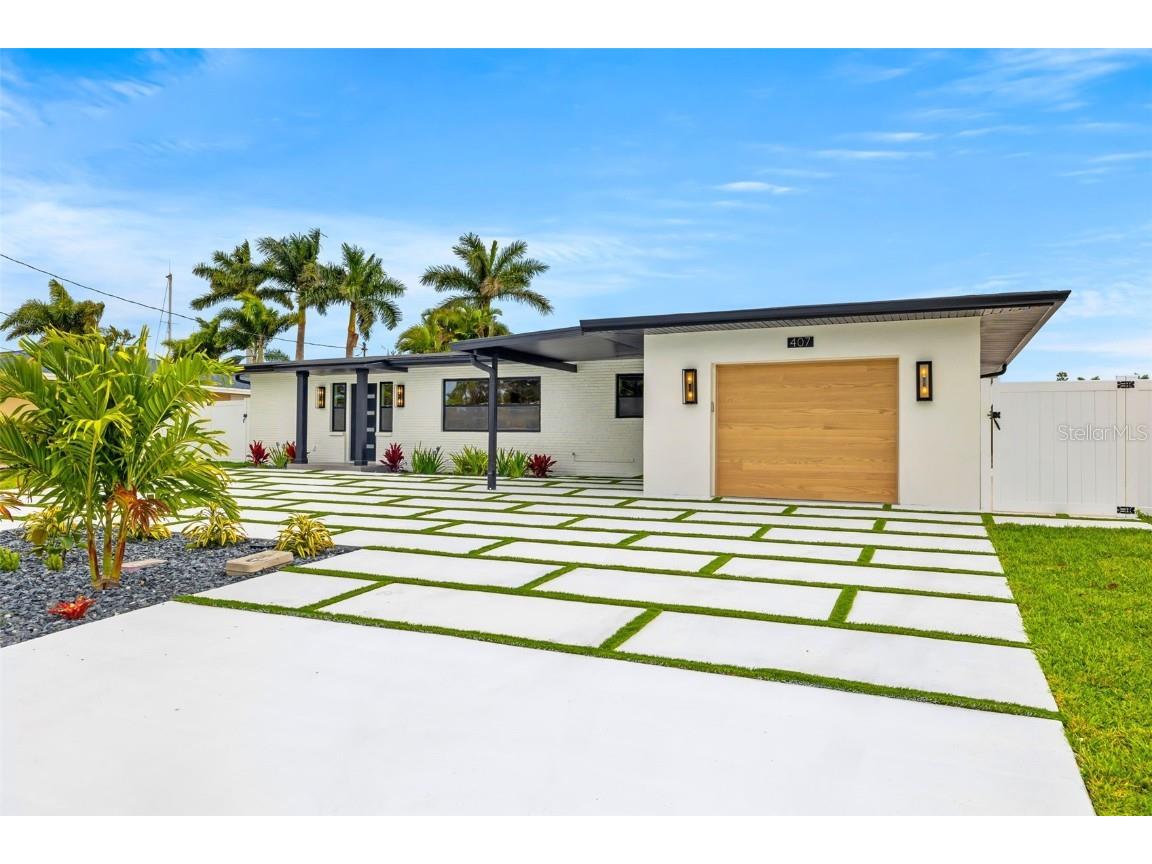 407 41st Avenue Saint Pete Beach FL 33706 TB8337679 image1