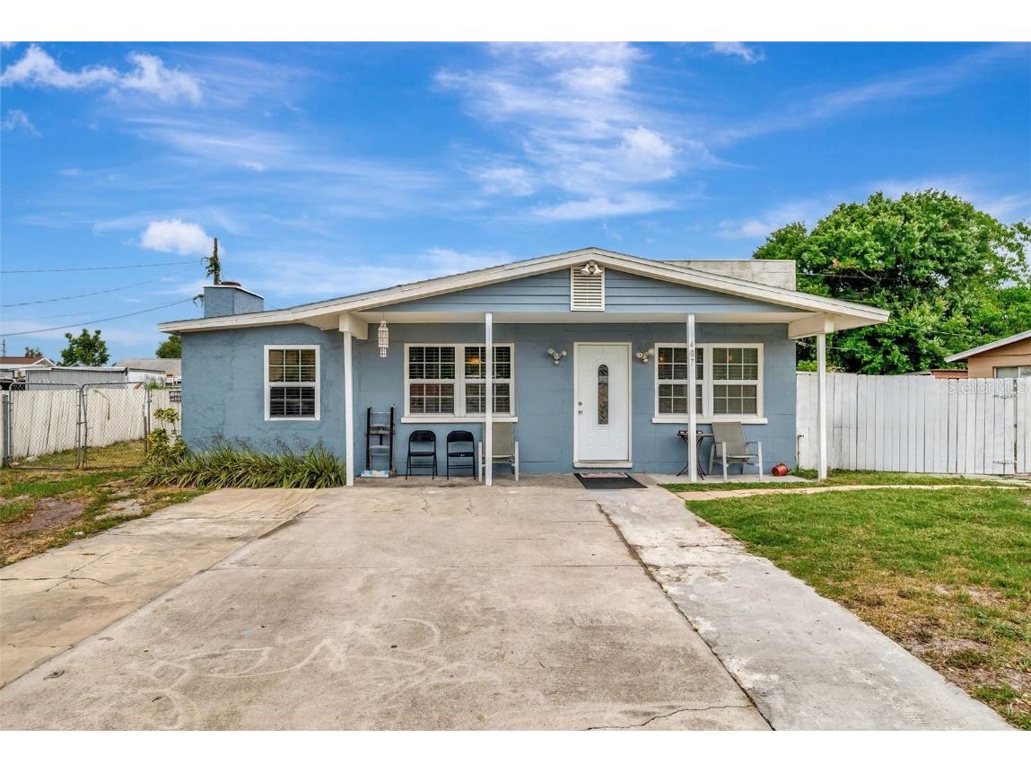 407 59th Avenue Terrace W Bradenton FL 34207 A4610719 image1