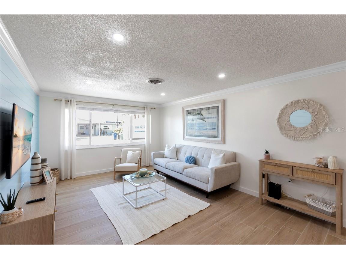 407 63rd Street Holmes Beach FL 34217 A4669224 image8