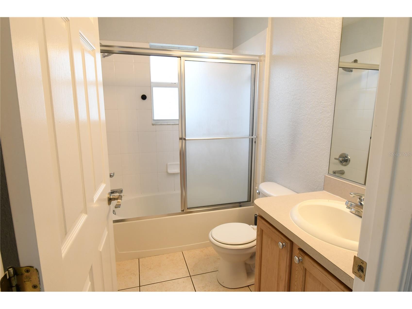 407 Cierra Oaks Circle Lady Lake FL 32159 G5112934 image8