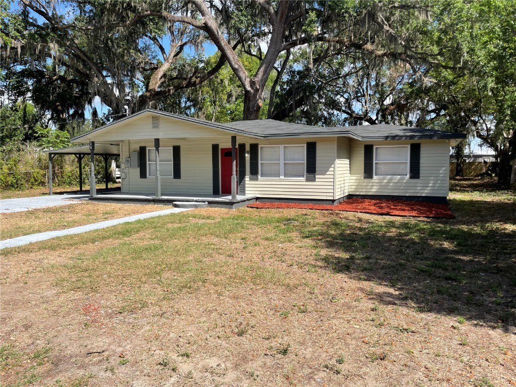 407 Clark Avenue Coleman FL 33521 O6101997 image1