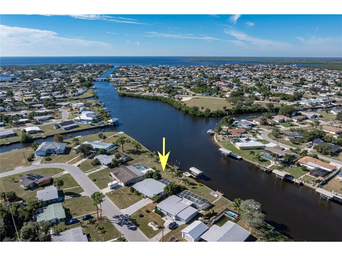 407 Dunn Drive Port Charlotte FL 33952 - ELKCAM WATERWAY CANAL C7517373 image2