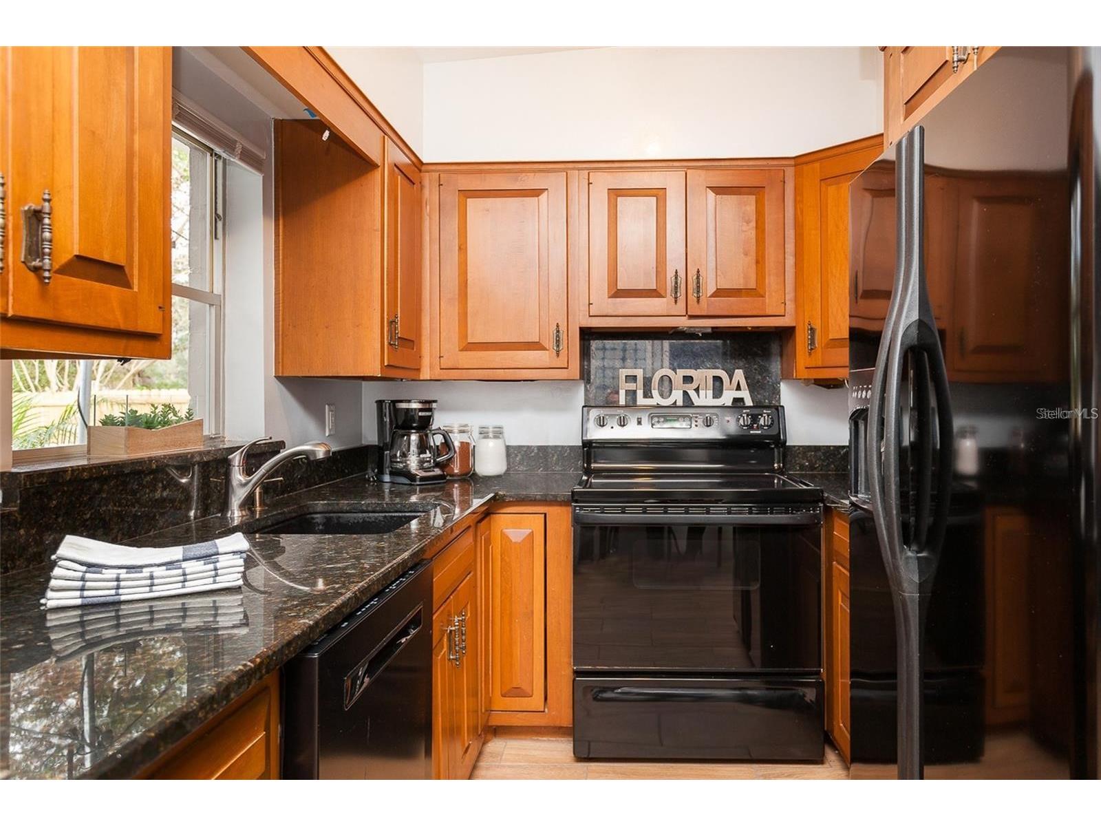 407 E Crystal Lake Street Orlando FL 32806 O6403435 image4