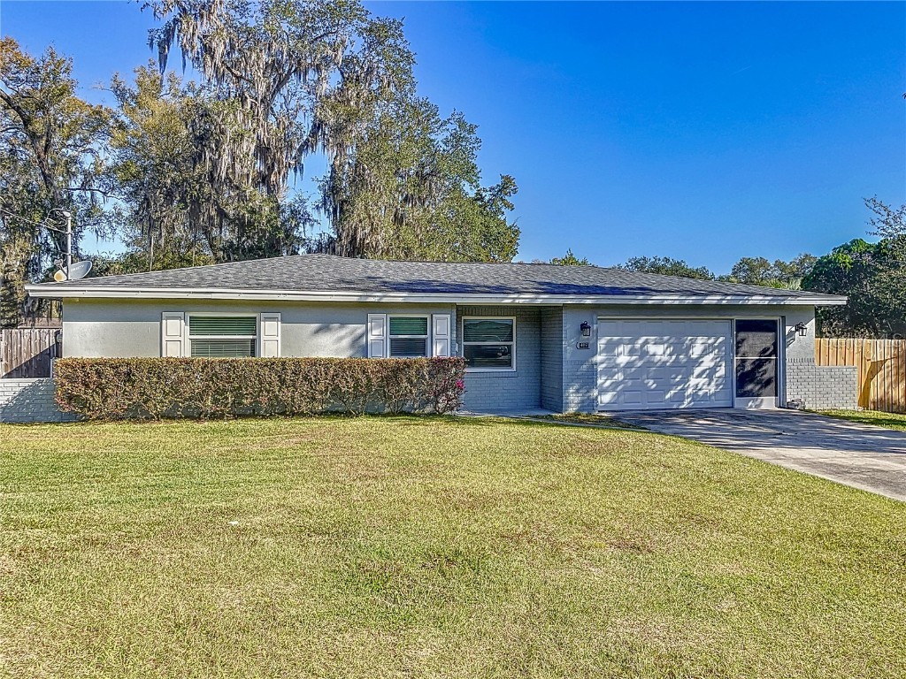 407 E Oakwood Avenue Orange City FL 32763 O6182933 image1