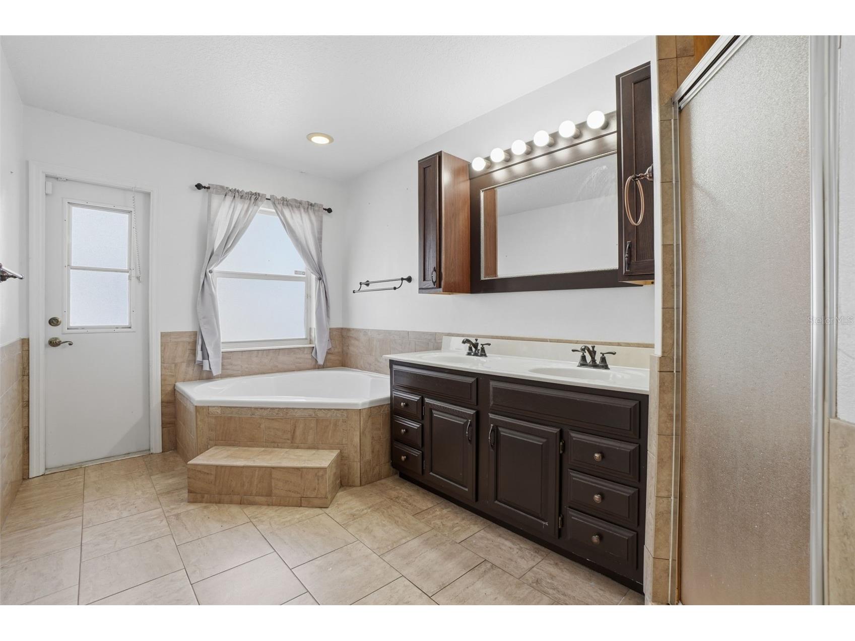 407 Eagle Drive Kissimmee FL 34759 O6376644 image17