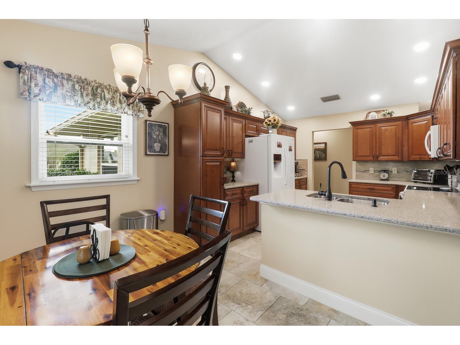 407 Glen Abbey Lane Debary FL 32713 V4948102 image11