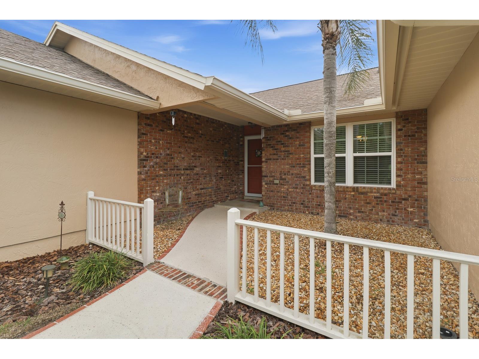 407 Glen Abbey Lane Debary FL 32713 V4948102 image2