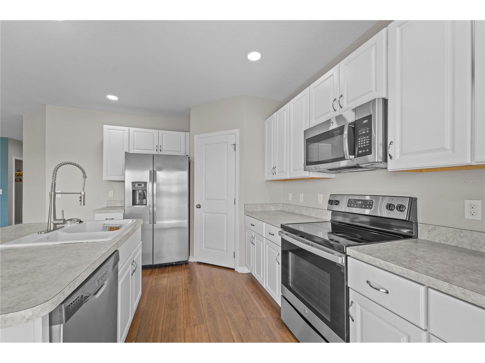 407 Kestrel Drive Groveland FL 34736 O6376007 image3